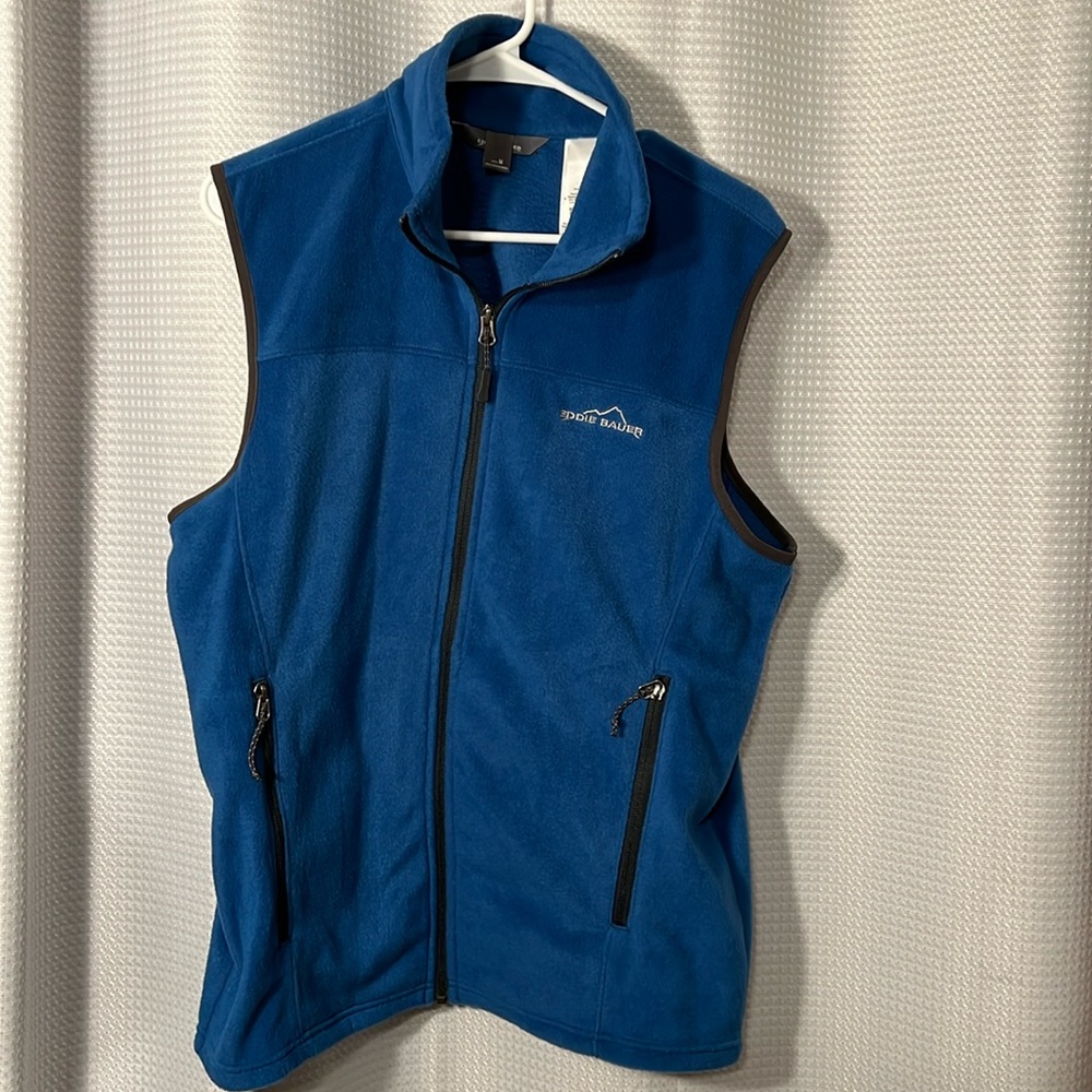 Eddie Bauer Men’s Blue Full Zip Fleece Vest two zipper pocket Size Medium.